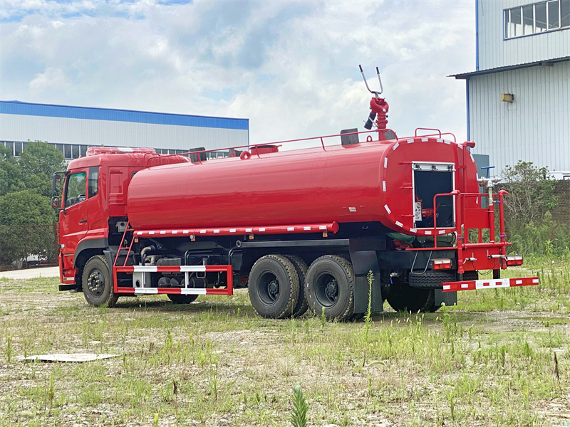 沖向火海的消防車：程力帶您解密消防車類型
