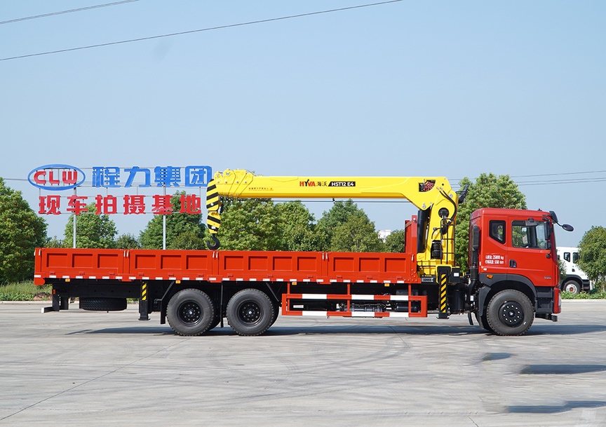 隨車吊 汽車吊 隨車起重運(yùn)輸車